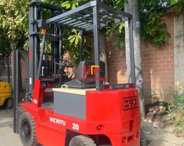XE NÂNG ĐIỆN NICHYU NGỒI LÁI 2 TẤN