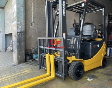 Xe Nâng Điện Komatsu FB15-12