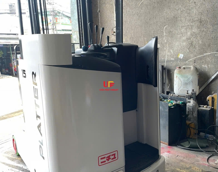 Xe Nâng Điện Đứng Lái NICHIYU
