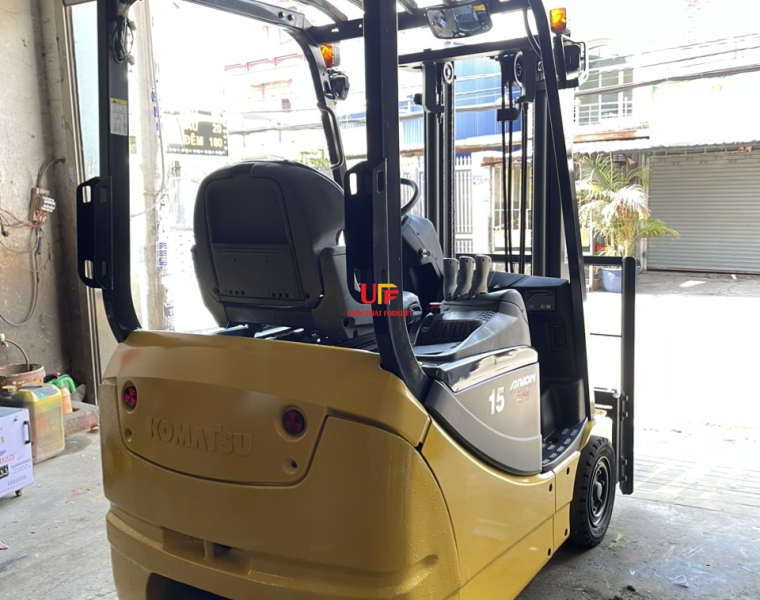 KOMATSU 3 Bánh - FB15M-12 - 2015