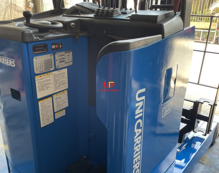Unicarriers Reach Truck - FRHB15-8A - 2015