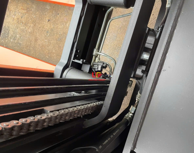 Xe Nâng Điện Nichiyu Đứng Lái