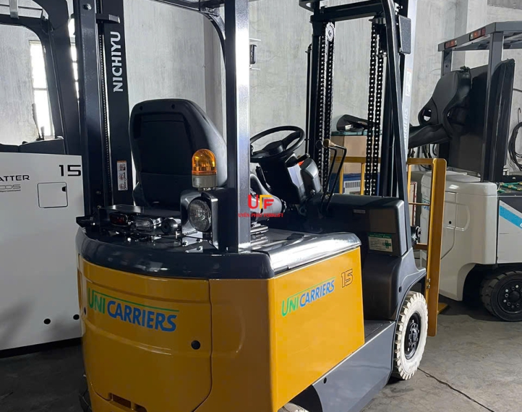 Xe Nâng Điện Ngồi Lái Unicarries 1.5 Tấn